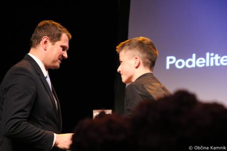  Župan je podelil priznanja najboljšim učenkam, učencem, dijakinjam in dijakom (41)